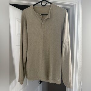 Vuori Men's Tan Long Sleeve Henley Shirt Large Butter Soft Material